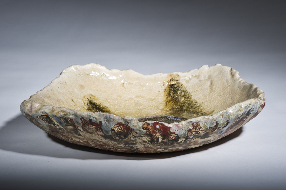 Oiled bird bowl. Image credit. Robin Roberts.