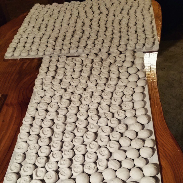 hundreds of skullstones